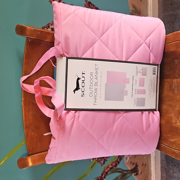 Scout Pink Outdoor Throw Blanket - Picture 6 of 6